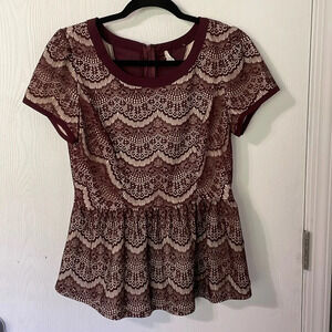 Under Skies maroon and cream lace blouse size large